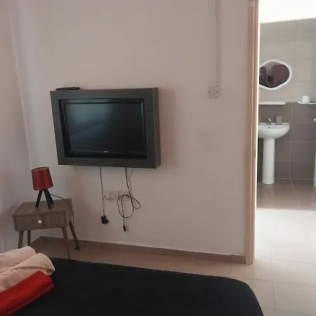 Kyrenia Center, Entire House, Bungalowa3, Price Performance * Kornos