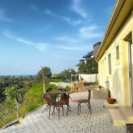 Kyrenia Center, Entire House, Bungalowa3, Price Performance * Kornos