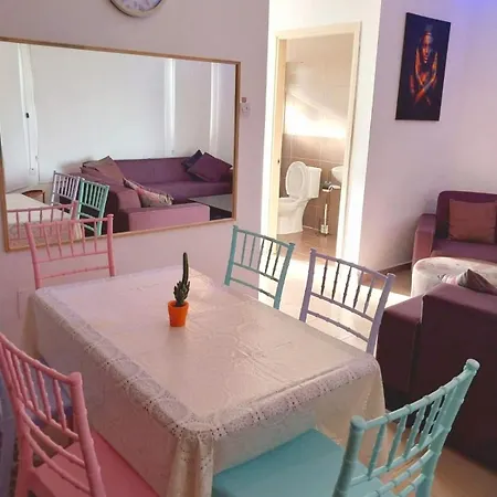 Kyrenia Center, Entire House, Bungalowa3, Price Performance Lejlighed
