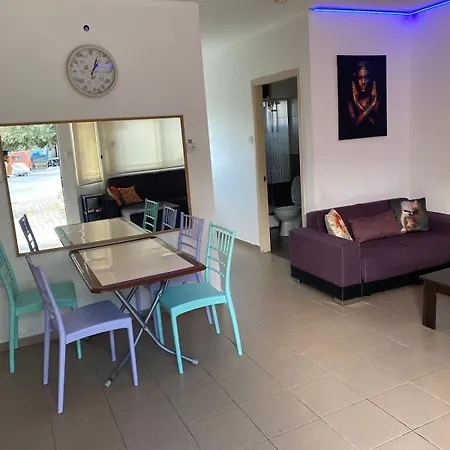 Kyrenia Center, Entire House, Bungalowa3, Price Performance *